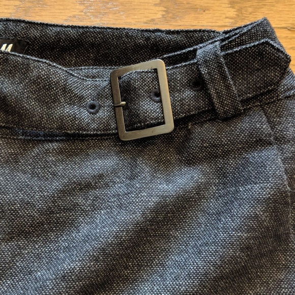 Shorts - Picture 6 of 7